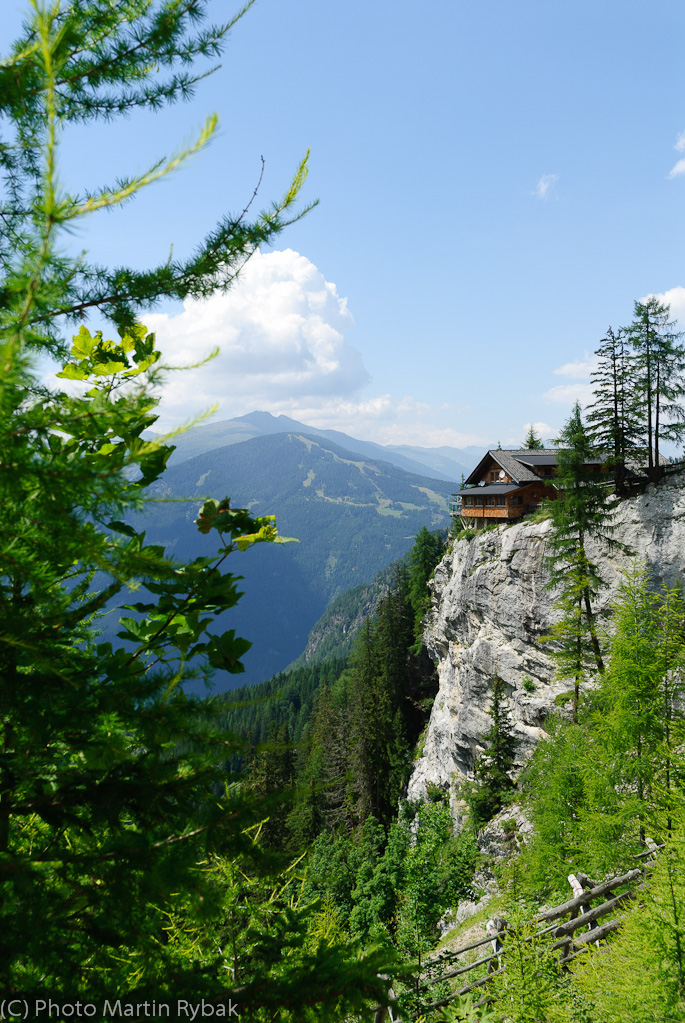Dolomiten Hütte